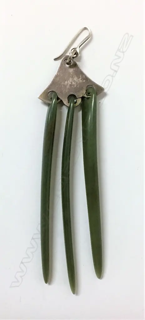 Alan Brown Inanga jade triple drop and silver pendant/earring Image 1++