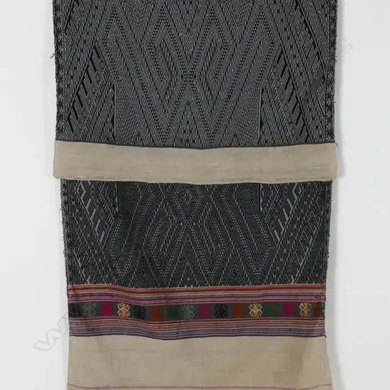 Pha Tuum Cloth embroidered with diamonds in grey black