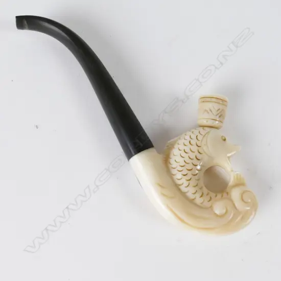 Japanese ivory opium pipe