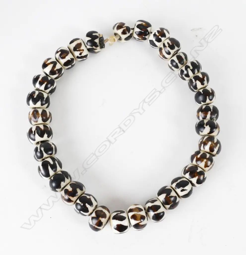 Necklace African Image 1++