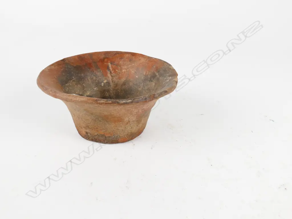 An early Inca urpu (storage amphora) Image 1++