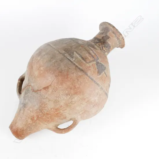An early Inca urpu (storage amphora)