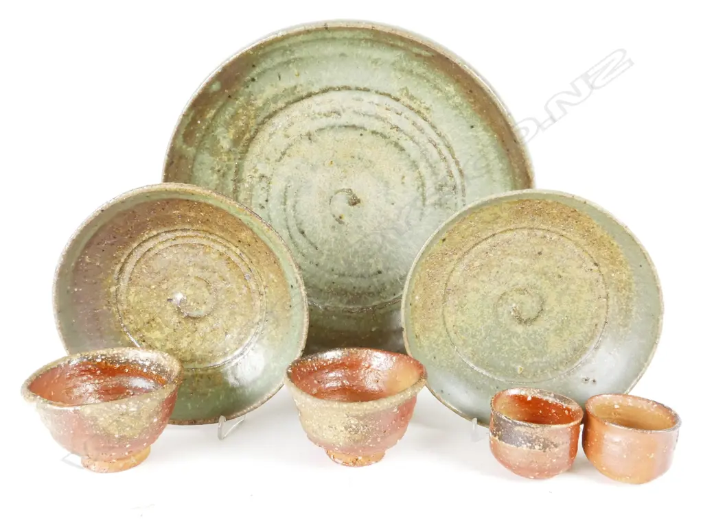 A collection of Japanese Bizen pottery Image 1++