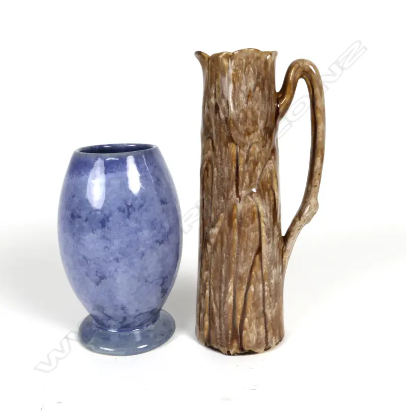 Two early Crown Lynn pottery items Image 1++