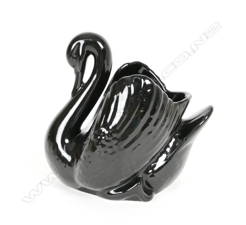 Rare Crown Lynn medium size black glaze swan vase Image 1++