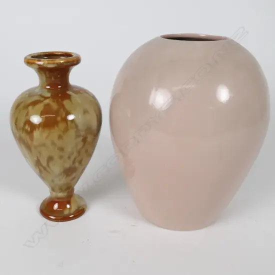 Two Temuka pottery vases