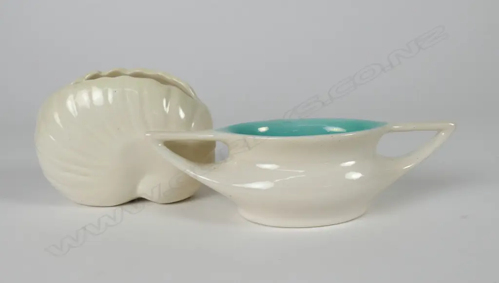 Two O.C. Stephens pottery vases Image 1++