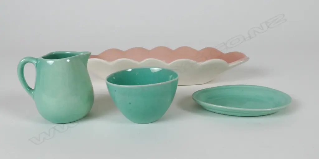 Four O.C. Stephens pottery pieces Image 1++