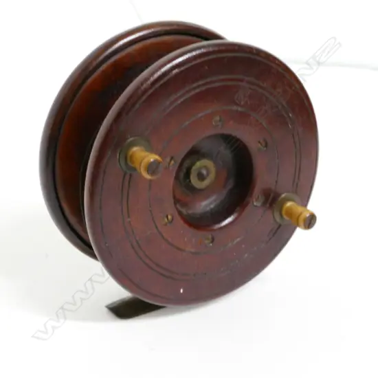 An early wooden 4½" reel