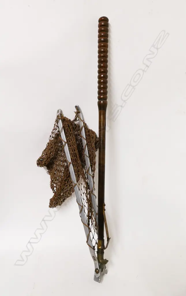 A fine quality Ogden Smith landing net ('Reversa Net') Image 1++