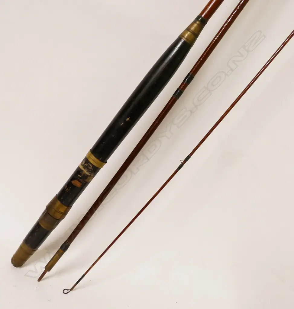 A green heart three-piece rod Image 1++