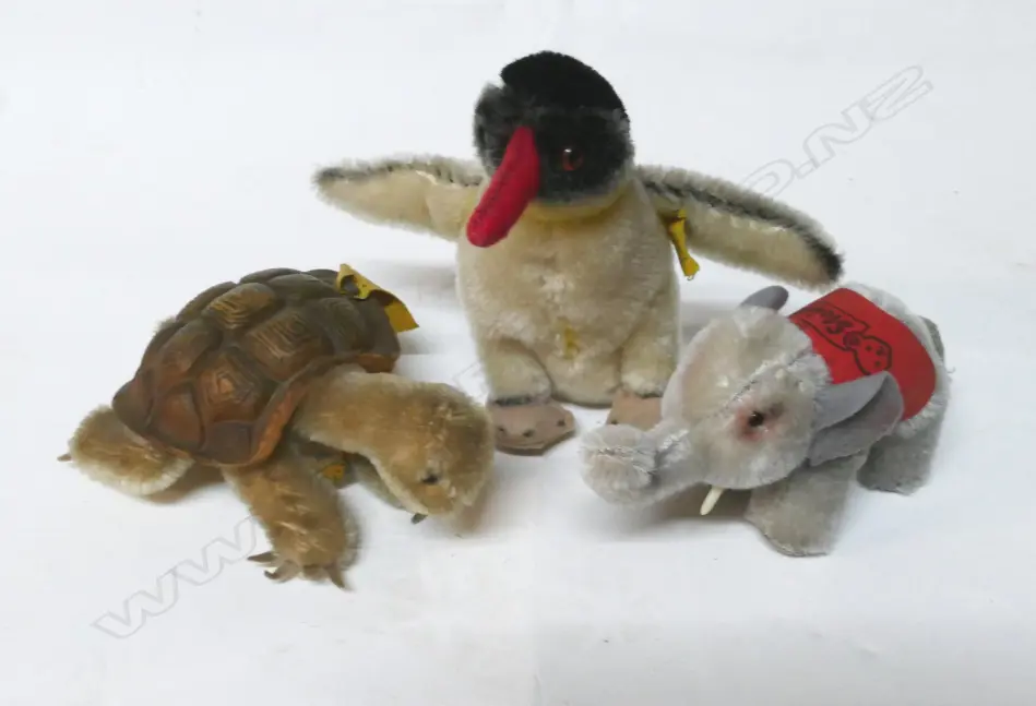 Three vintage miniature plush Steiff toys Image 1++