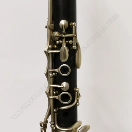 A Dolnet DLP clarinet