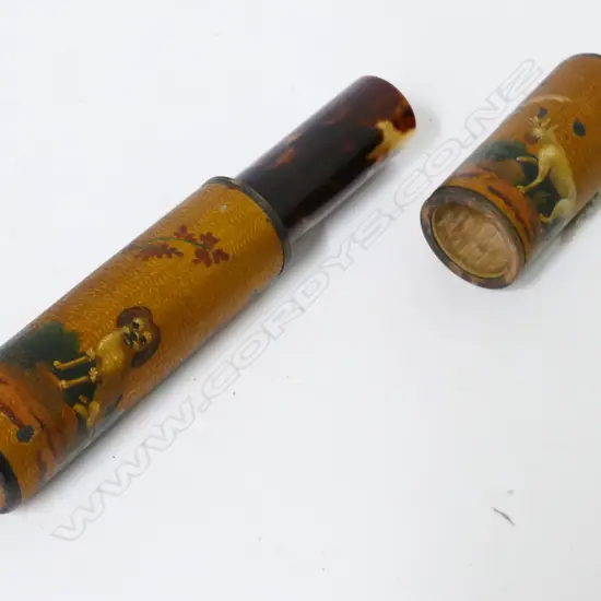 An antique French Vernis martin billet doux