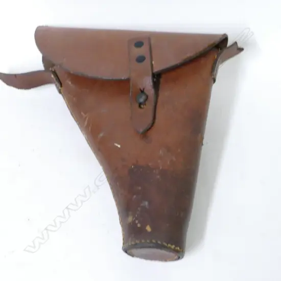 A leather WWI flare pistol holster