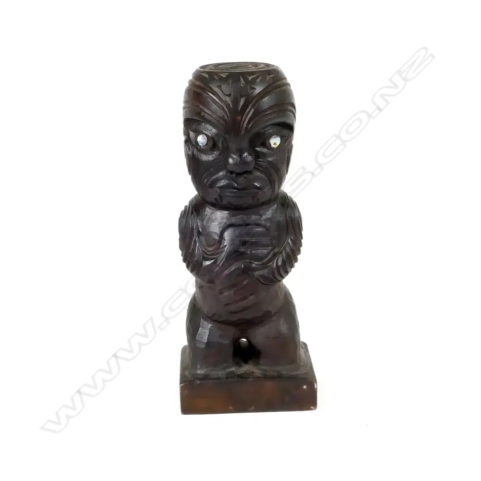 A Maori carved figure Image 1++