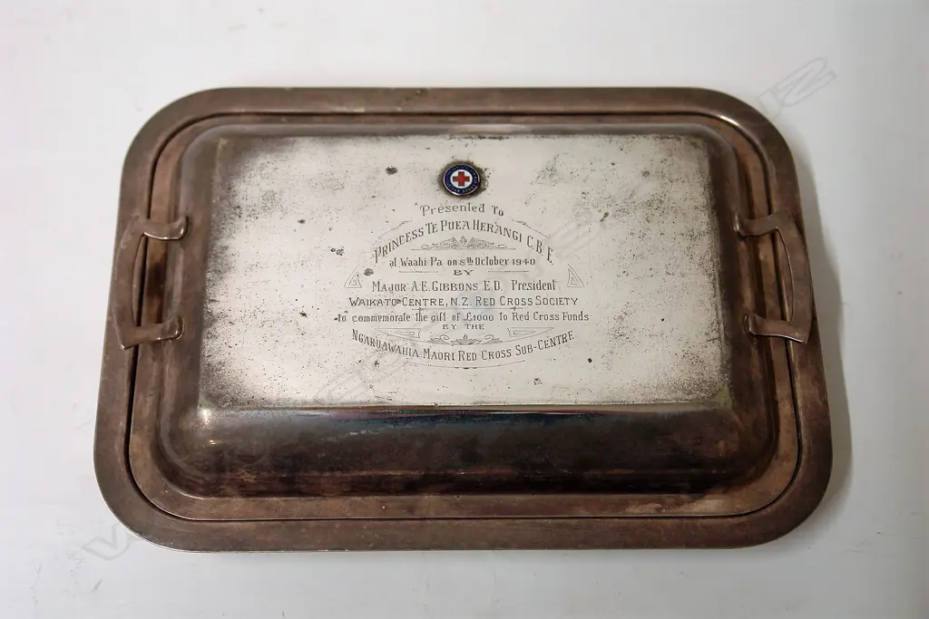 A 1940 silver plate presentation tureen engraved 'Presented to Princess Te Puea Herangi C.B.E.' Image 1++