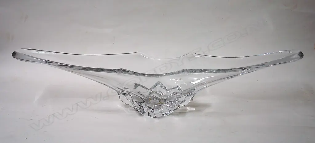 A mid-century French Vannes crystal elongated flared bowl Image 1++