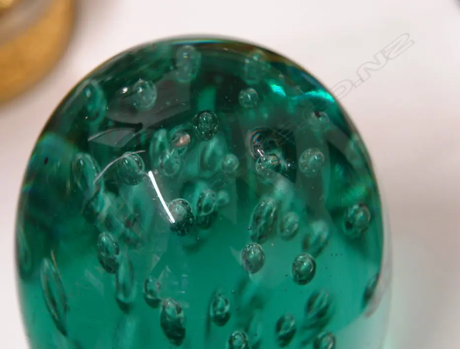 A Victorian green glass dump Image 1++
