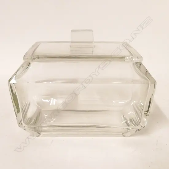 A Swedish crystal lidded box