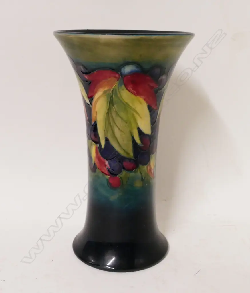 A William Moorcroft vase Image 1++