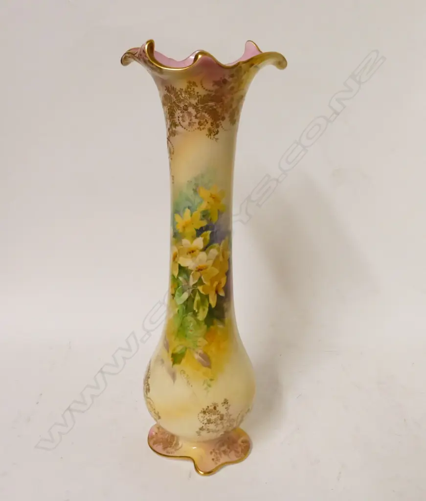 A Doulton Burslem tall painted by Charles Hart Image 1++