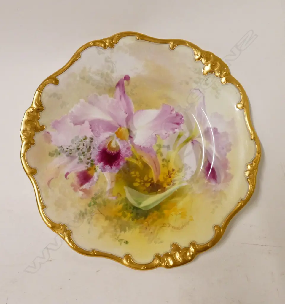 A Royal Doulton plate painted by Dewsberry Image 1++