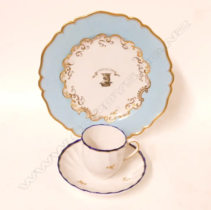 An 18thC Derby wrythen fluted cup and saucer and Worcester fruit plate Image 1++