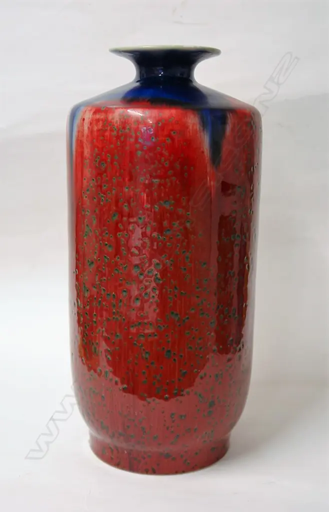 An impressive modern Chinese large sang de boeuf glazed vase Image 1++