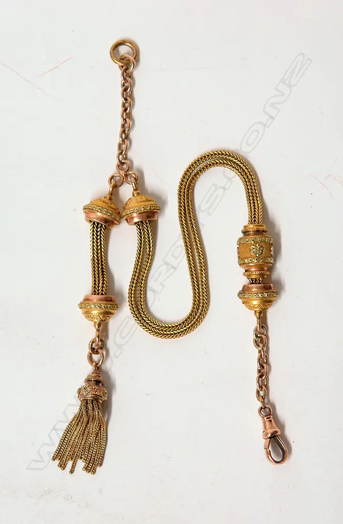 A 19thC 15ct. yellow gold Albertina chain Image 1++