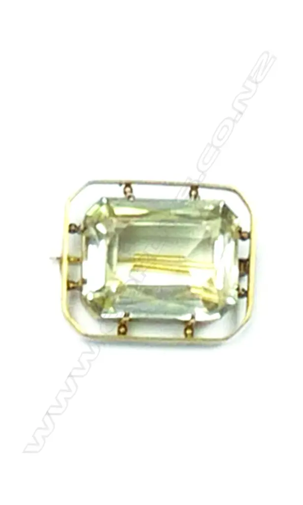 A 1970s 9ct. yellow gold and large citrine brooch Image 1++