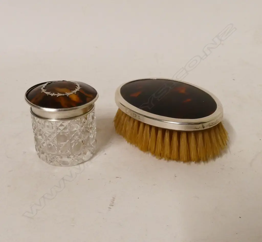 Two silver pique work items Image 1++