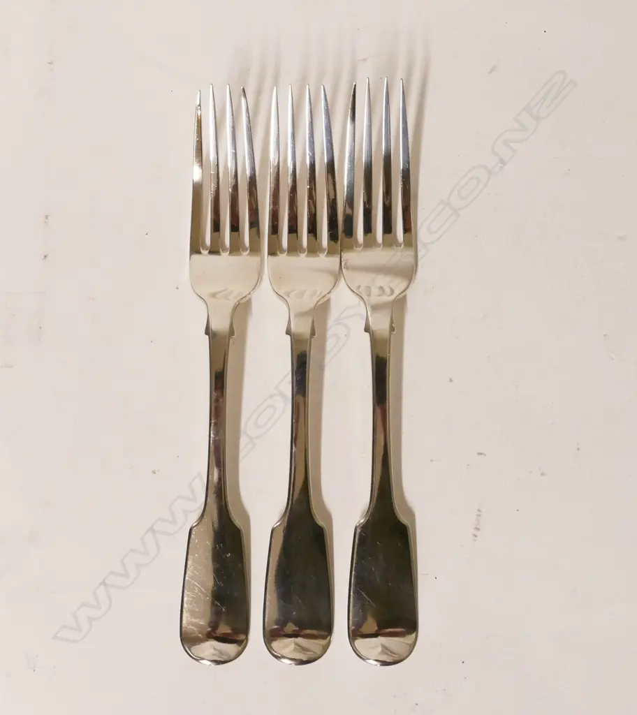 Three William IV silver table forks Image 1++