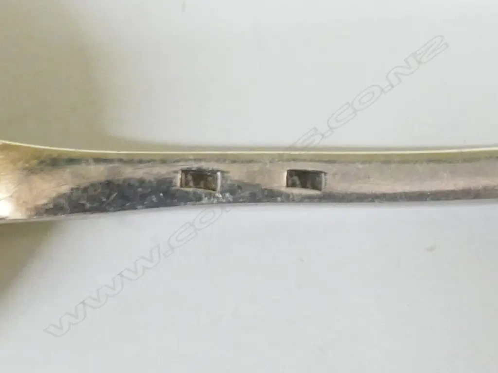 An 18thC Old English silver tablespoon Image 1++