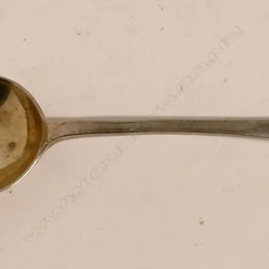 An 18thC Old English silver tablespoon