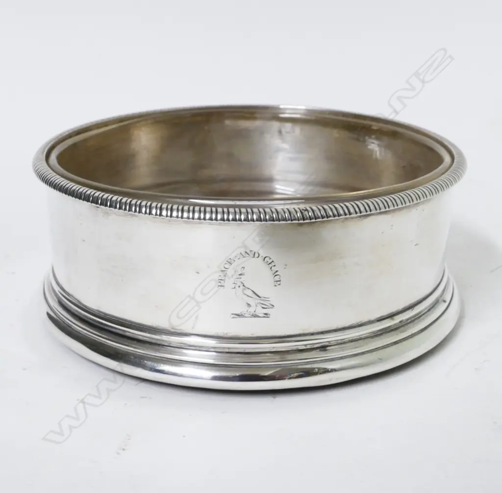 A George III silver decanter coaster Image 1++