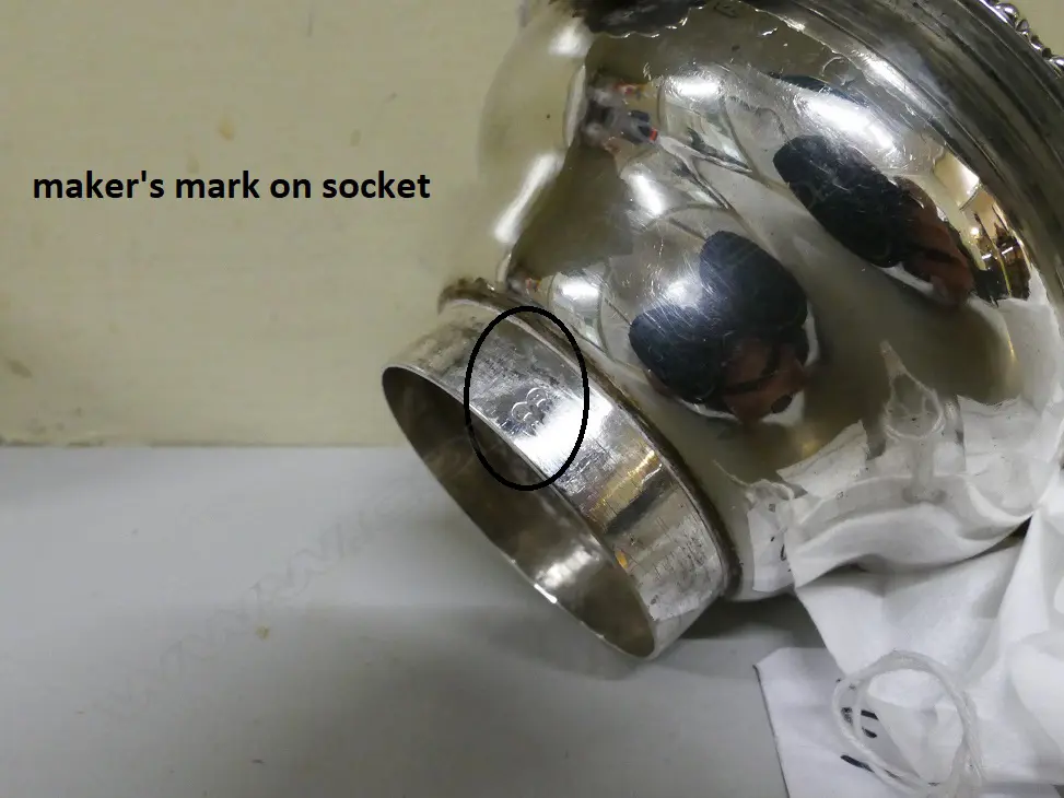 A George III silver wine funnel Image 1++