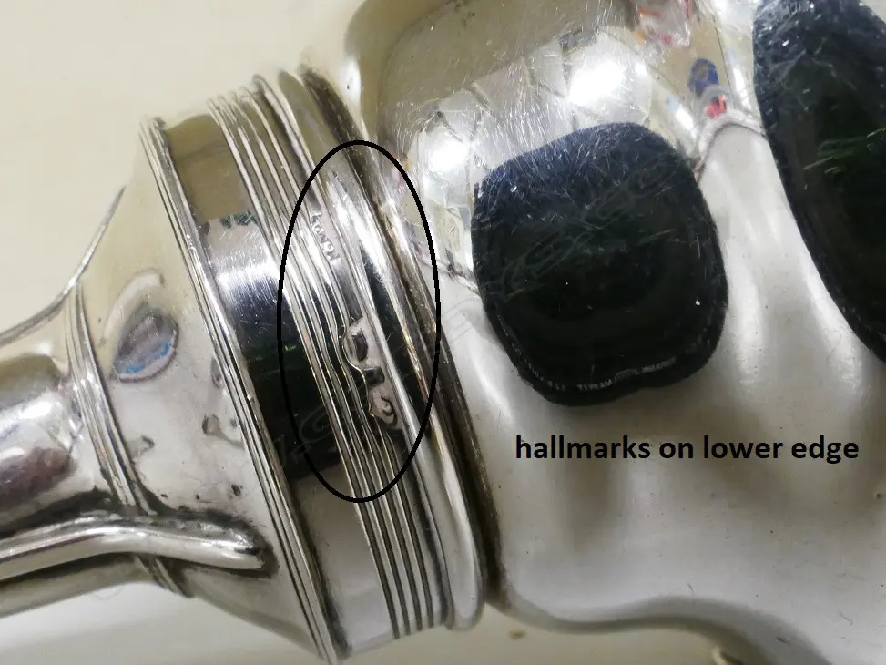 A George III silver wine funnel Image 1++