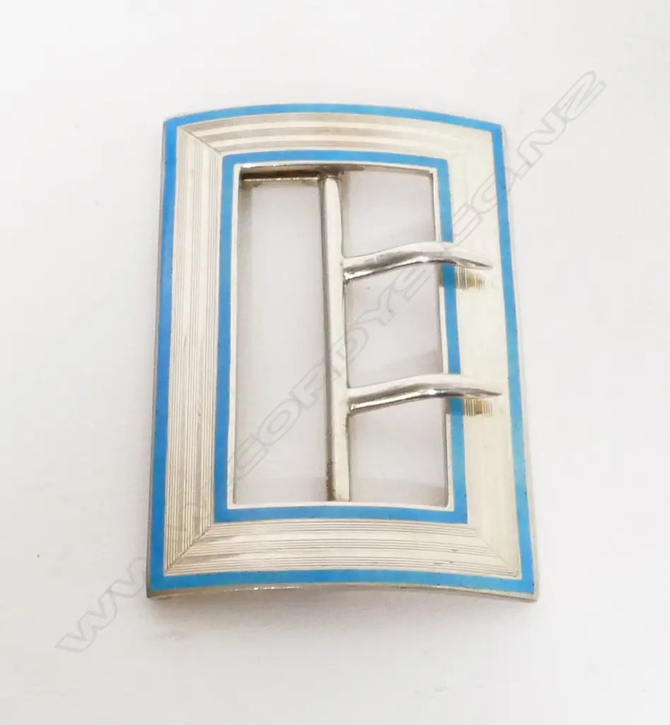 An early 1900s silver and enamel buckle Image 1++