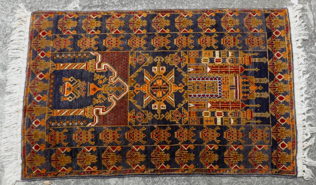An Afghan all wool prayer rug Image 1++