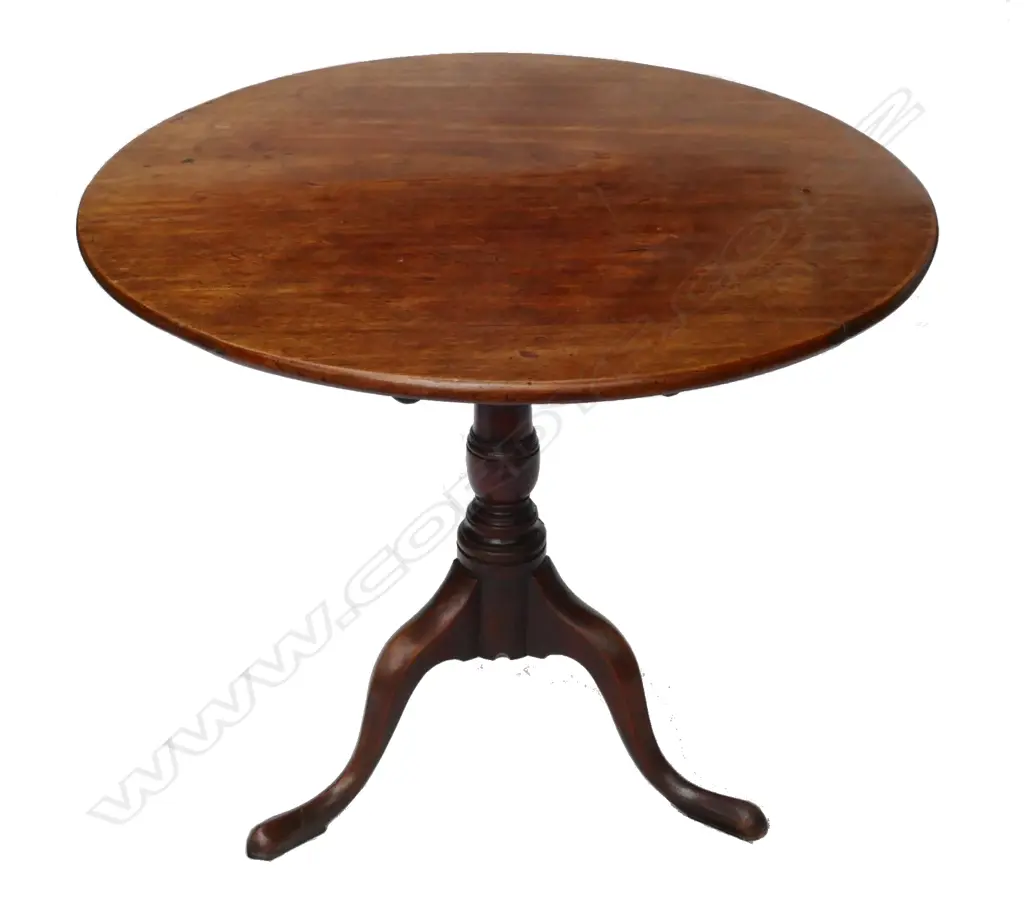 A Georgian tilt-top wine table Image 1++