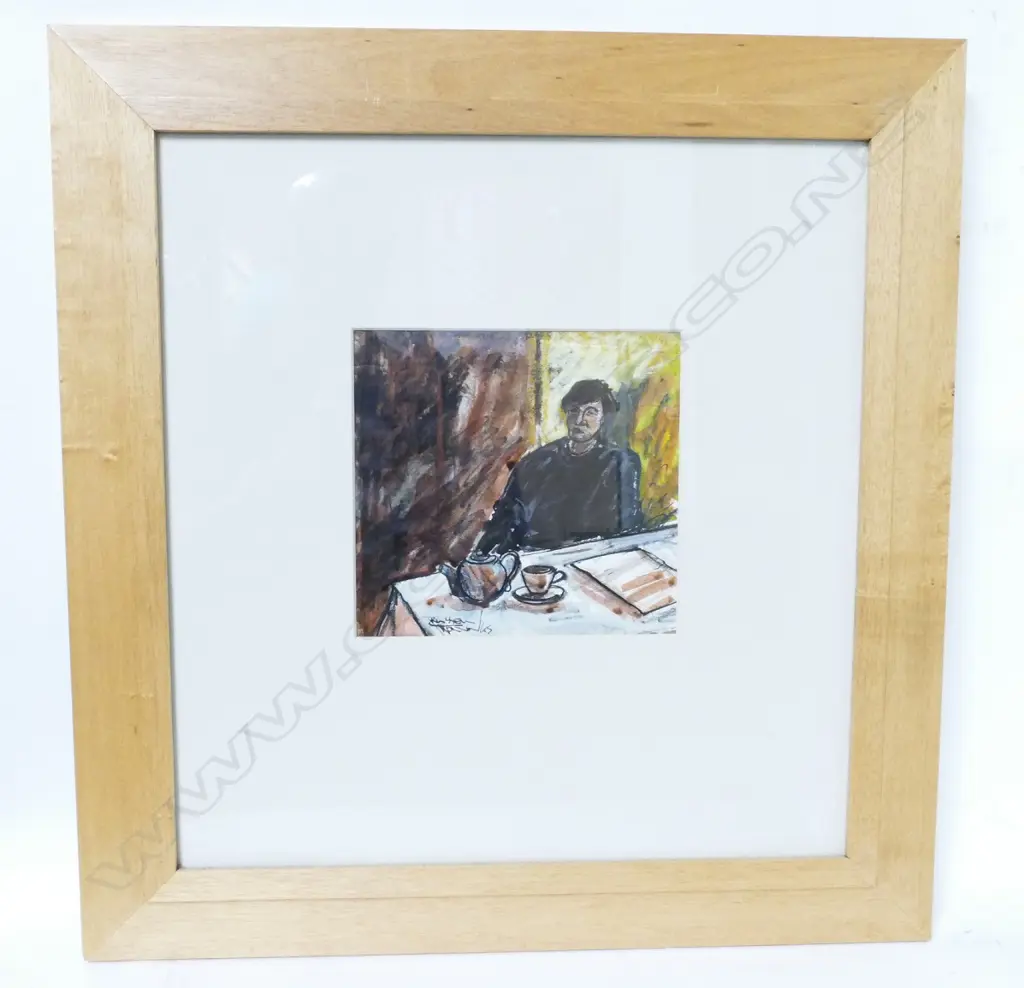 Russell Hollings 'Earl Grey' Image 1++