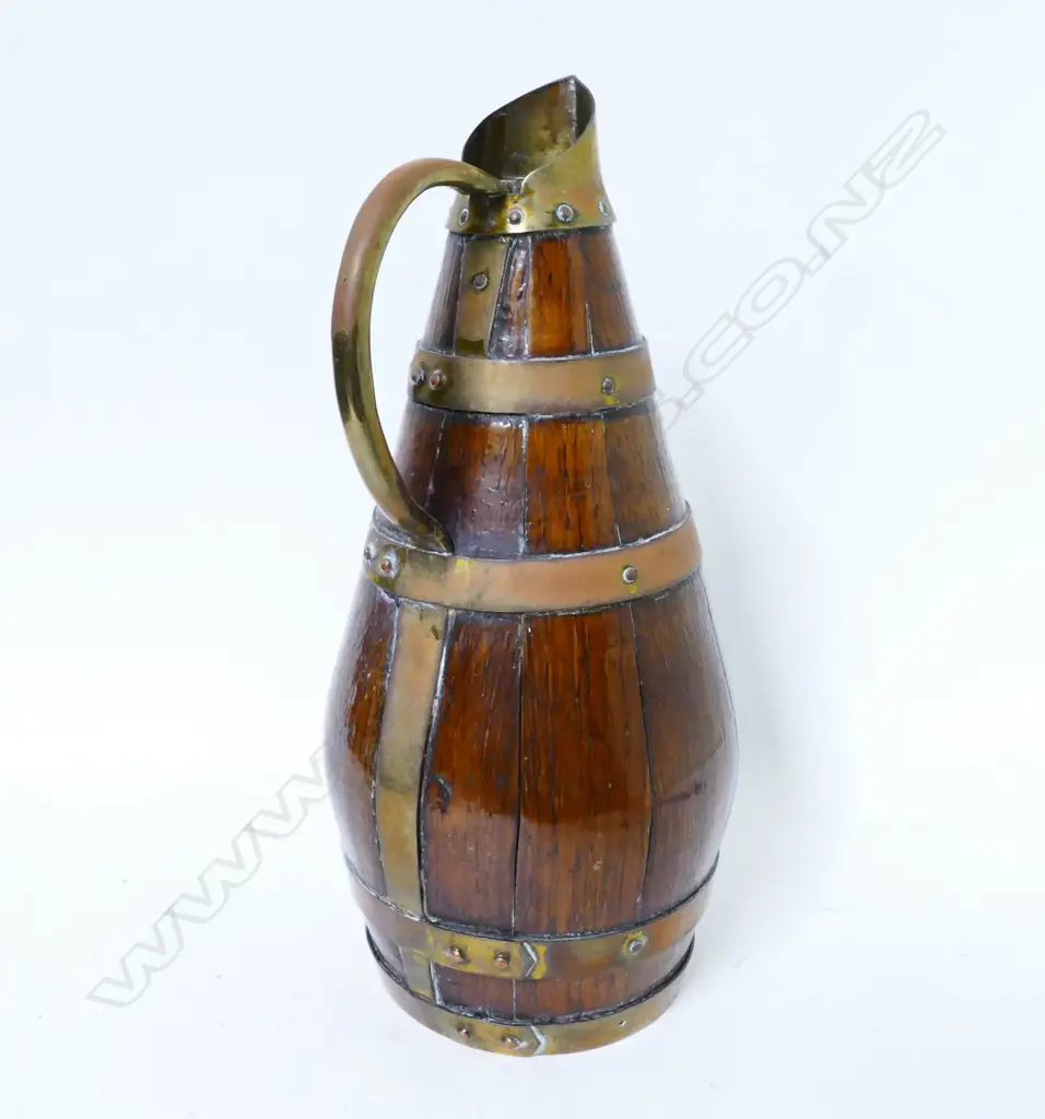 A small old oak coopered ale jug Image 1++