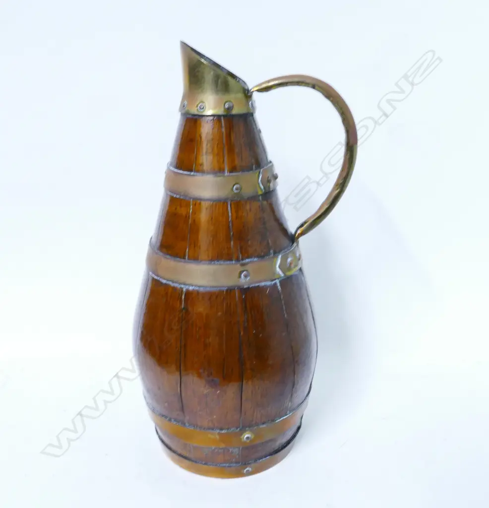 A small old oak coopered ale jug Image 1++
