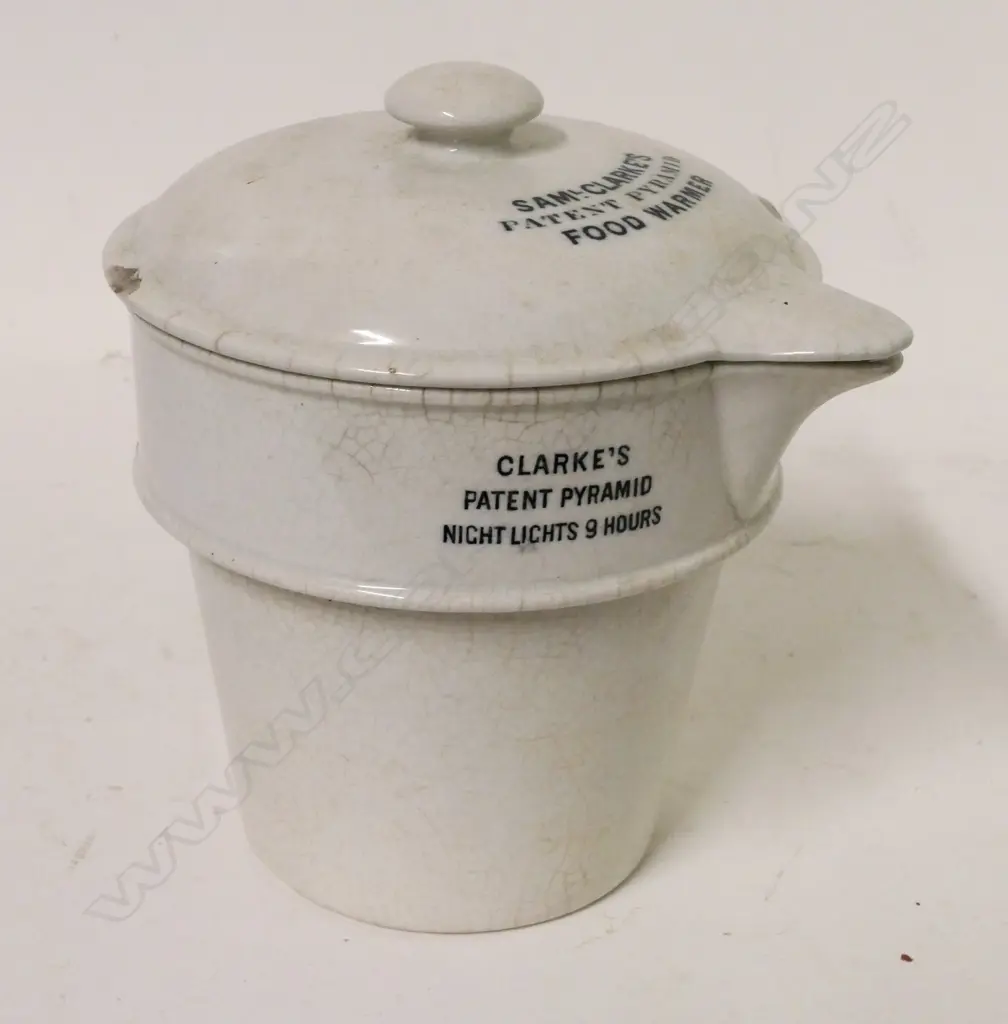 Two vintage kitchenalia items Image 1++