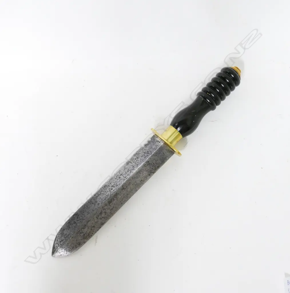 A heavy double-sided ships' knife Image 1++