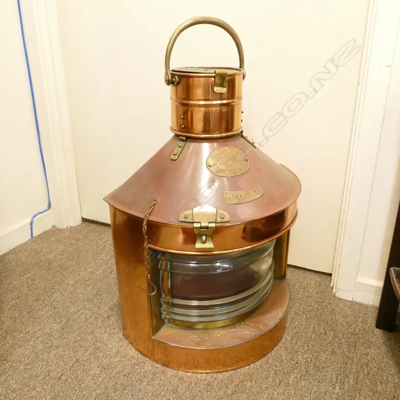 A Chinese copper and brass navigation light Image 1++