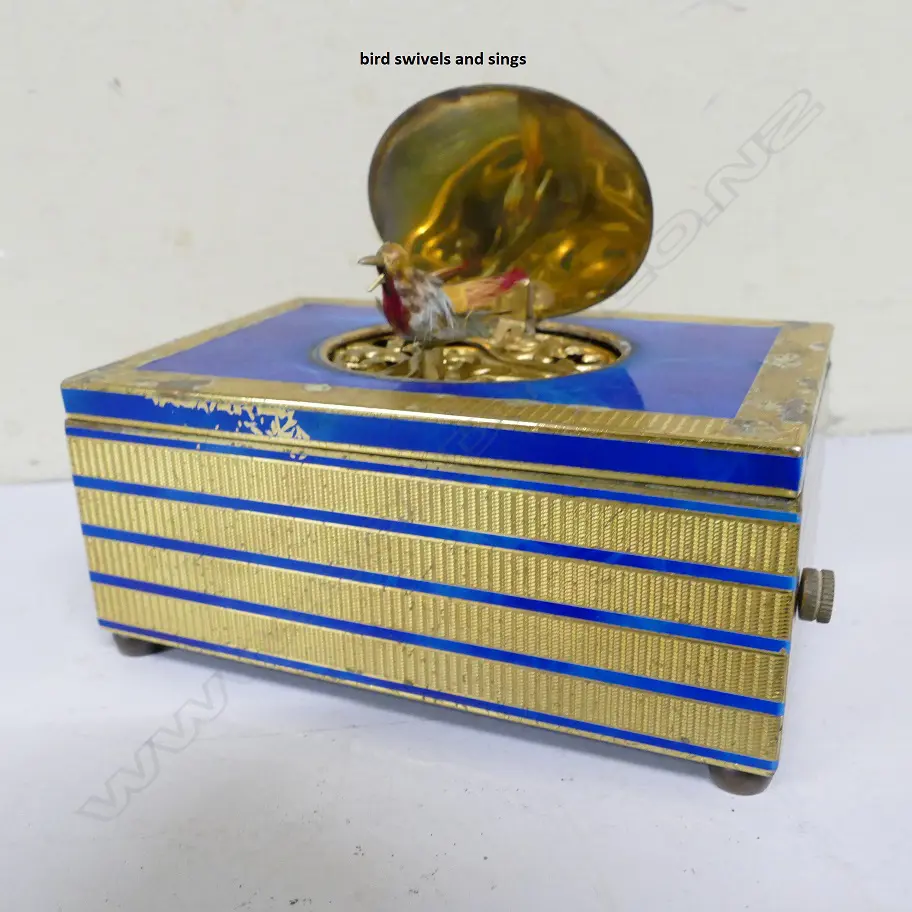 A c.1920 gilt metal and blue enamelled singing bird box Image 1++