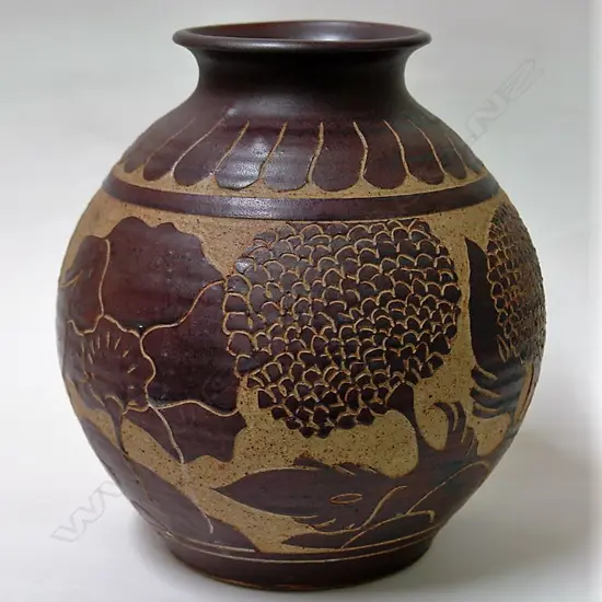 Graeme Storm spherical vase