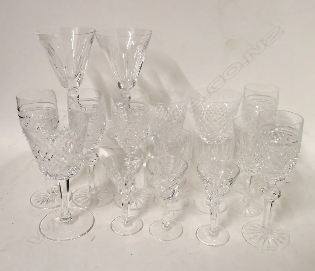 Sixteen Waterford crystal glasses Image 1++